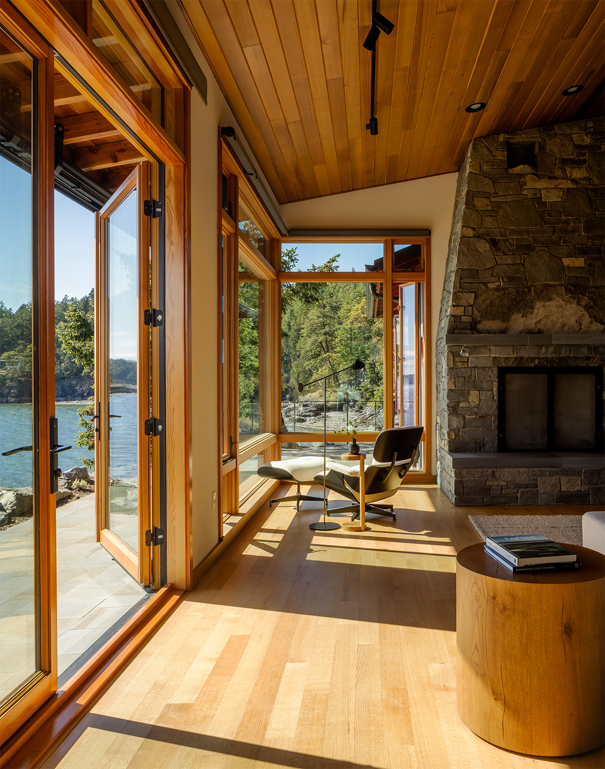 Waterside 6